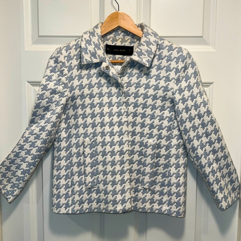 Zara Retro-Style Houndstooth Blazer